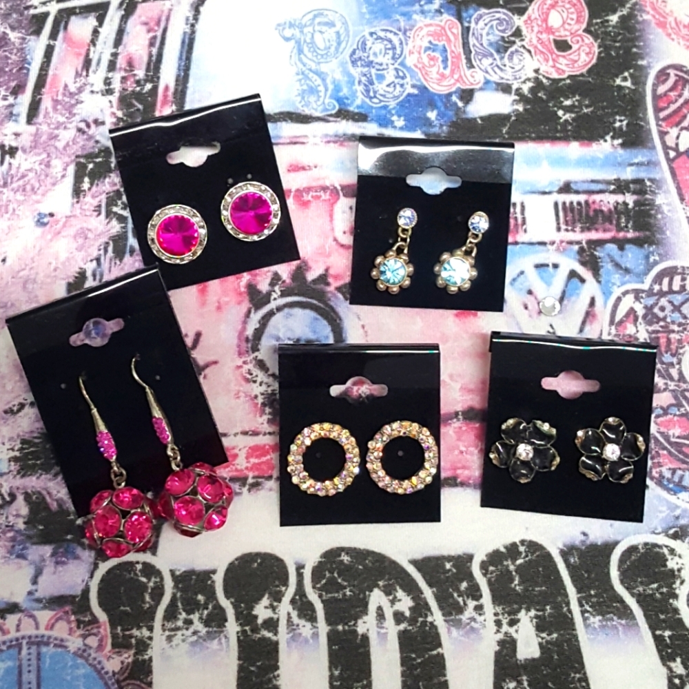 Bundle Earrings 5 Pair - image 1